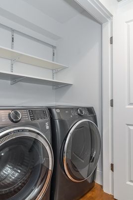 Interior, Utility Closets, Washer, Wood Texture Flooring