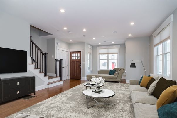 Interior, Living room, Recessed Lighting, Wood Texture Flooring