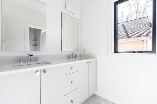 Bathroom, Dual Sink Vanities, Interior