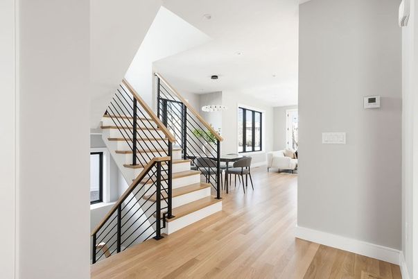 Chandelier, Dining room, Interior, Pendant Lights, Recessed Lighting, Wood Texture Flooring