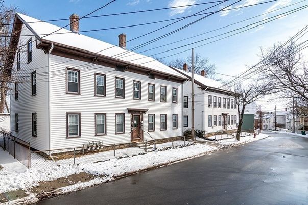 Exterior, Facade, Georgian