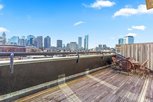 Exterior, Other, Skyline