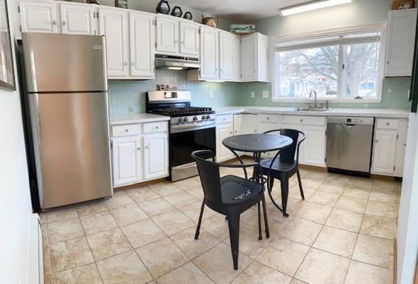 Dining room, Interior, Kitchen, Stainless Steel Appliances