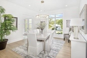 Chandelier, Dining room, Interior, Recessed Lighting, Wood Texture Flooring