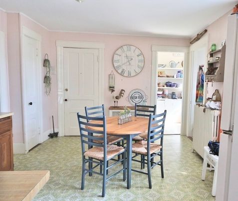 Dining room, Interior