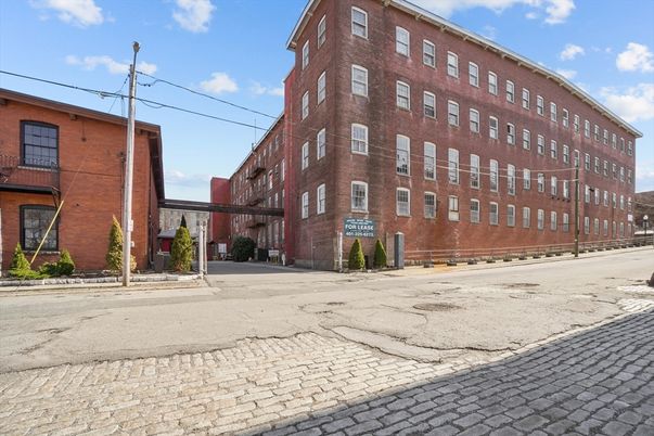 Exterior, Facade, Condo Building