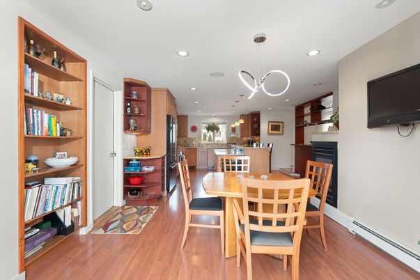 Dining room, Interior, Kitchen, Pendant Lights, Recessed Lighting, Wood Texture Flooring