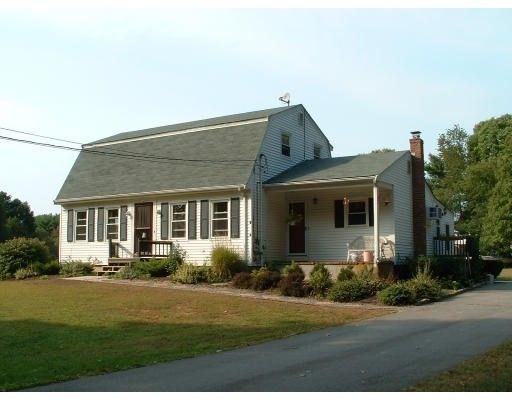 Exterior, Facade, Cape Cod