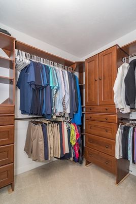 Interior, Walk-in Closets