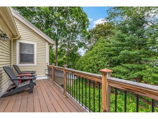 Exterior, Wood Texture Flooring