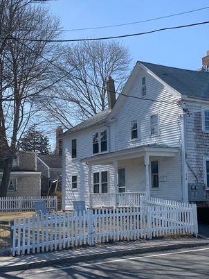 Exterior, Facade, Queen Anne Victorian
