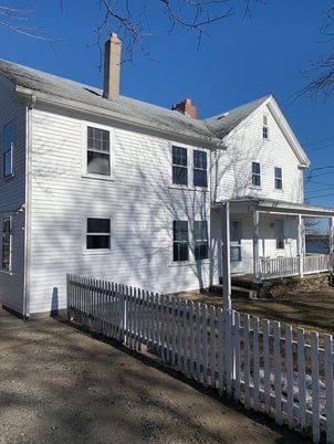 Exterior, Facade, Queen Anne Victorian