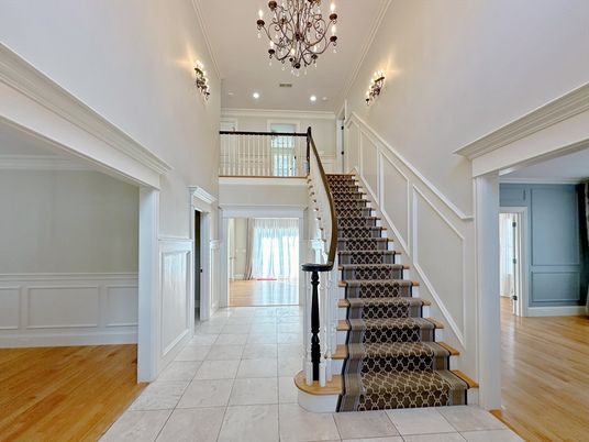 Chandelier, Interior, Marble, Recessed Lighting, Wood Texture Flooring