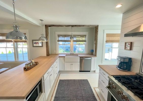 Interior, Kitchen, Pendant Lights, Recessed Lighting, Stainless Steel Appliances