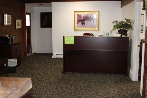 Home Office, Interior