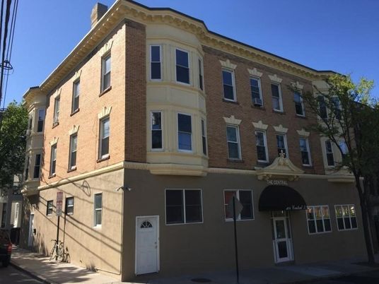 Exterior, Facade, Brick Facade, Rowhouse