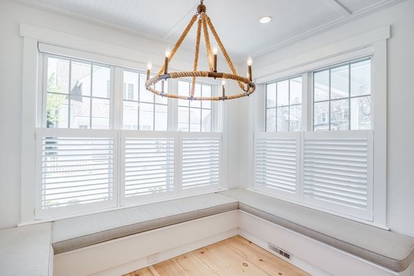 Interior, Pendant Lights, Recessed Lighting, Wood Texture Flooring