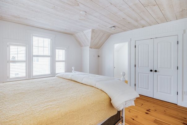 Bedroom, Interior, Wooden Ceilings, Wood Texture Flooring