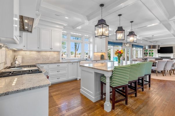 Dining room, Interior, Kitchen, Pendant Lights, Recessed Lighting, Wood Texture Flooring