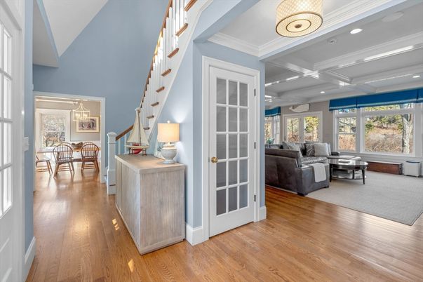 Dining room, Interior, Living room, Recessed Lighting, Wood Texture Flooring