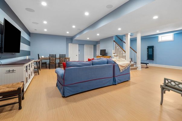 Dining room, Interior, Living room, Recessed Lighting, Wood Texture Flooring