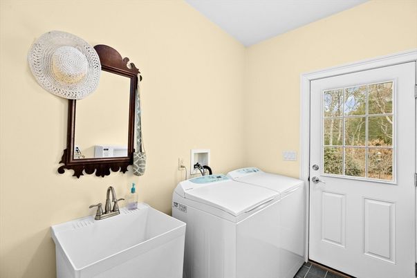 Interior, Washer