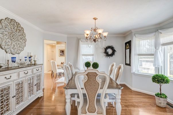 Chandelier, Dining room, Interior, Wood Texture Flooring
