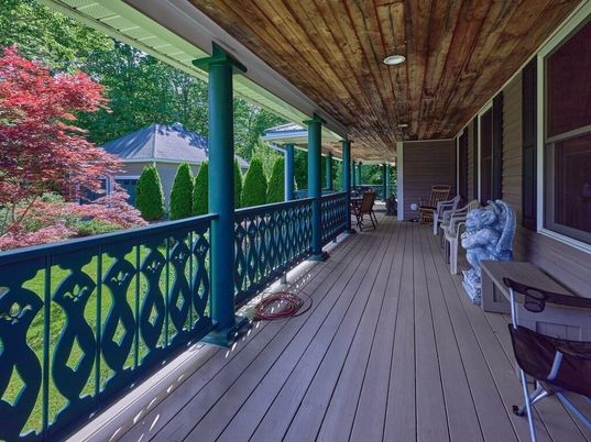 Exterior, Wood Texture Flooring