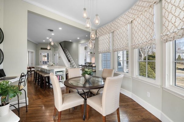 Dining room, Interior, Kitchen, Pendant Lights, Recessed Lighting, Wood Texture Flooring