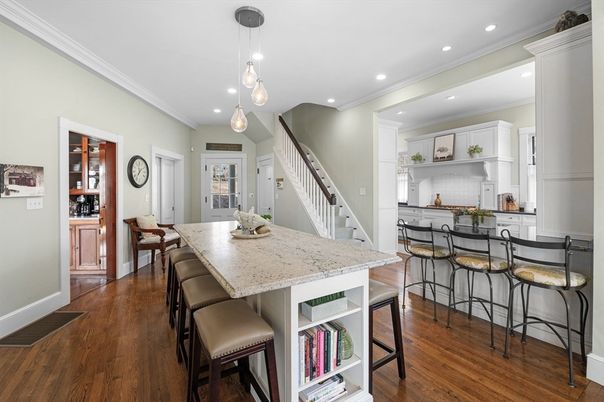 Dining room, Interior, Kitchen, Pendant Lights, Recessed Lighting, Wood Texture Flooring