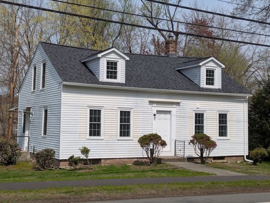 Exterior, Facade, Cape Cod