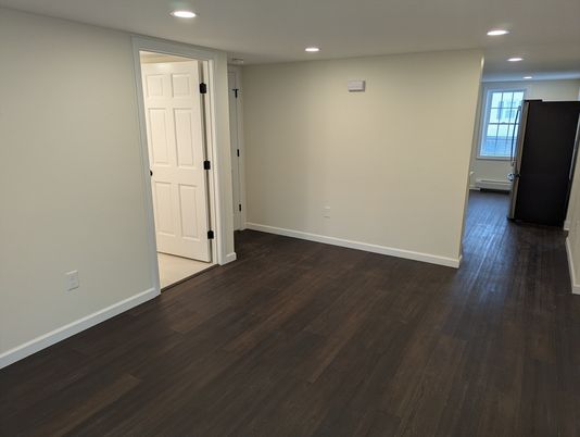 Empty room, Interior, Recessed Lighting, Wood Texture Flooring