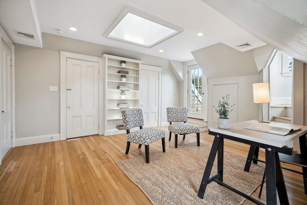 Home Office, Interior, Recessed Lighting, Wood Texture Flooring