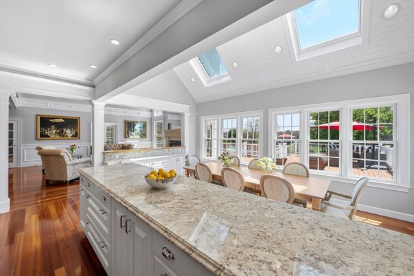 Dining room, Interior, Kitchen, Recessed Lighting, Wood Texture Flooring