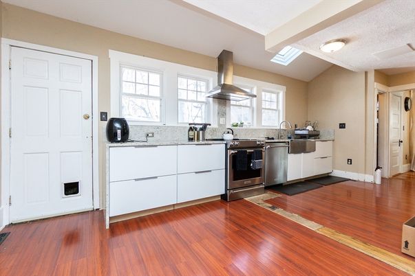 Interior, Kitchen, Stainless Steel Appliances, Wood Texture Flooring