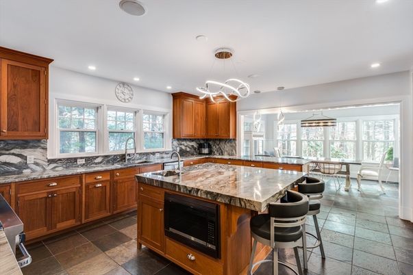 Dining room, Interior, Kitchen, Pendant Lights, Recessed Lighting