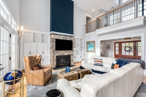 Fireplace, Interior, Living room, Recessed Lighting