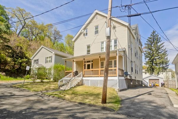 Detached Garage, Exterior, Facade, Queen Anne Victorian