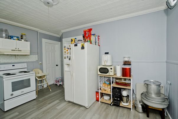 Interior, Kitchen, Wood Texture Flooring