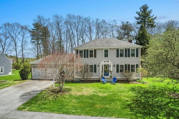 Attached, Backyard, Exterior, Facade, Georgian