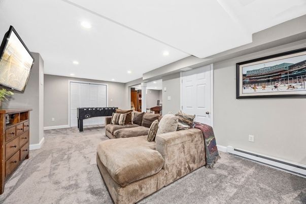 Game Room, Interior, Living room, Recessed Lighting