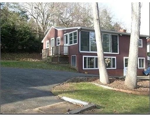 Backyard, Exterior, Facade, Raised Ranch