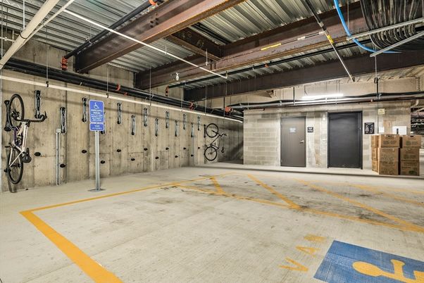 Garage, Interior