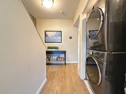 Interior, Utility Closets, Washer, Wood Texture Flooring