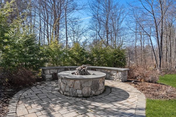 Exterior, Hot Tub