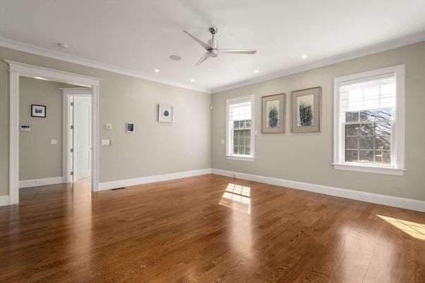 Empty room, Interior, Recessed Lighting, Wood Texture Flooring