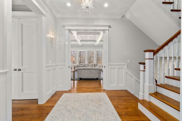 Interior, Recessed Lighting, Wood Texture Flooring