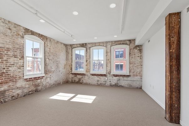 Empty room, Interior, Recessed Lighting, Stone Walls