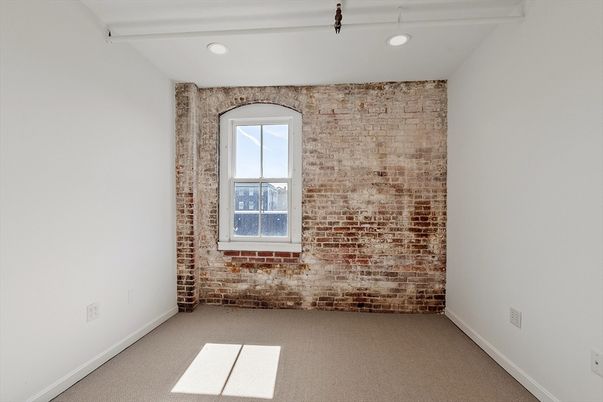 Empty room, Interior, Recessed Lighting, Stone Walls