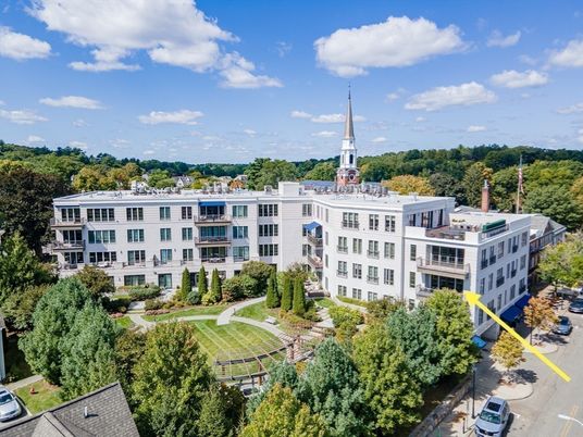Exterior, Facade, Condo Building